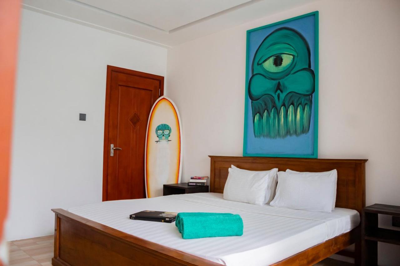 Surf & Party Weligama Hostel Kültér fotó